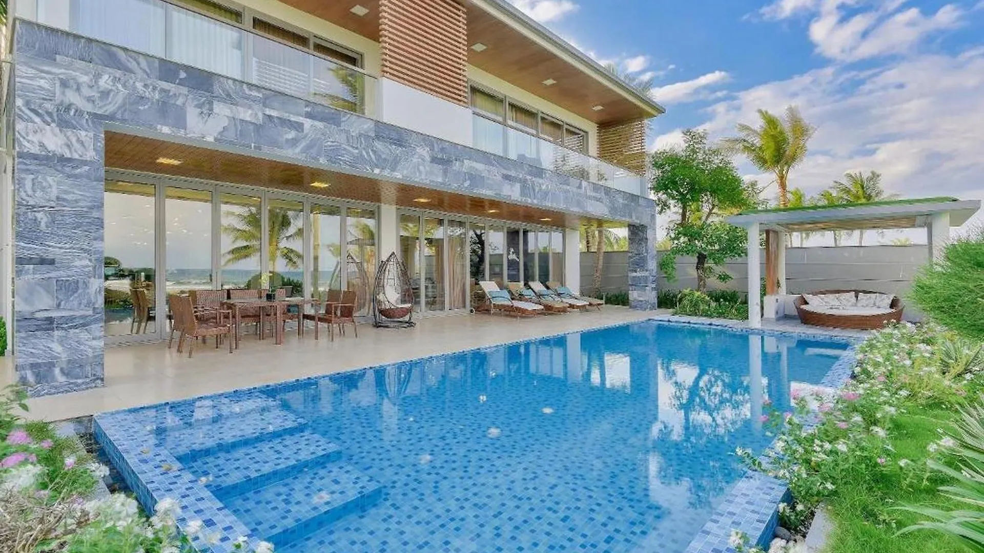 The Ocean Villas & Residence Danang 5*, Da Nang Vietnam