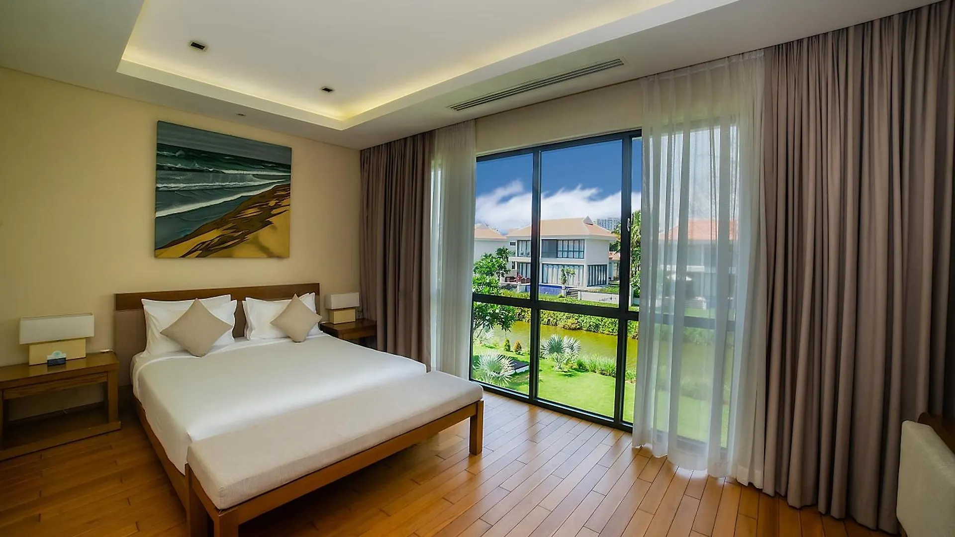 The Ocean Villas & Residence Danang 5*, Da Nang Vietnam